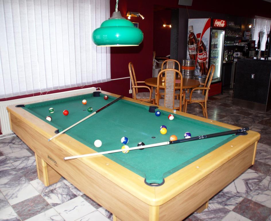 Hotel Petra Hrabušice Buitenkant foto