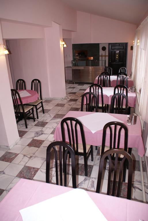 Hotel Petra Hrabušice Buitenkant foto
